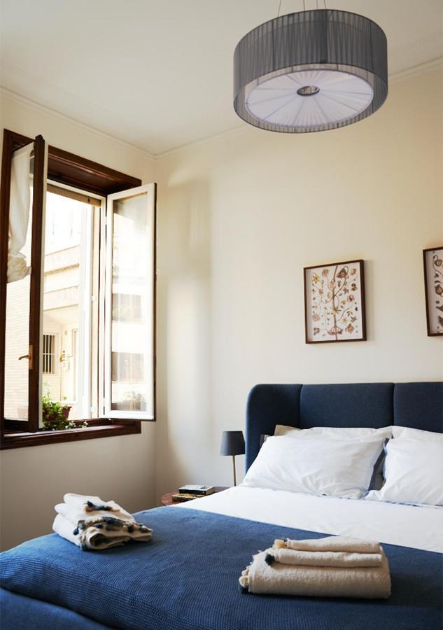 ミラノCozy Duomo - Elegant & Quiet, 300M From Cathedralアパートメント エクステリア 写真